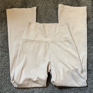 aerie Bootcut Flare Leggings in Light Beige/Cream